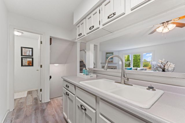 334 Lakeview Avenue, Long Lake, MN 55356