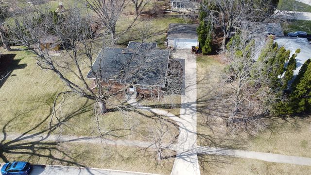 2807 Carmac Road, Rockford, IL 61101