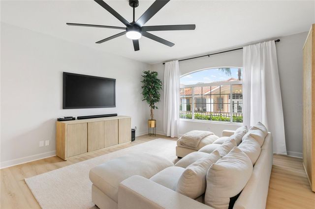 6323 VISTA VERDE DRIVE E, St Petersburg, FL 33707