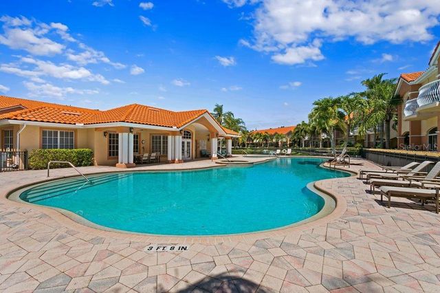 6323 VISTA VERDE DRIVE E, St Petersburg, FL 33707