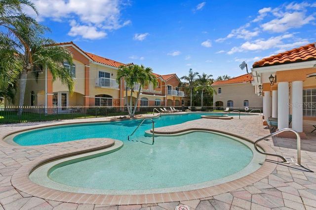 6323 VISTA VERDE DRIVE E, St Petersburg, FL 33707