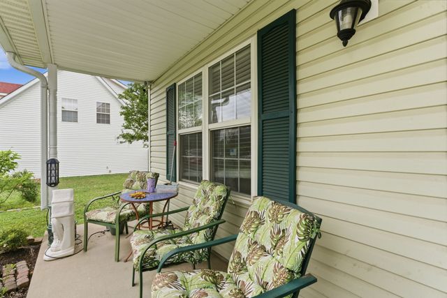 942 Lavergne Ln, La Vergne, TN 37086