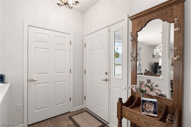 18340 Crystal Lakes Drive, North Royalton, OH 44133