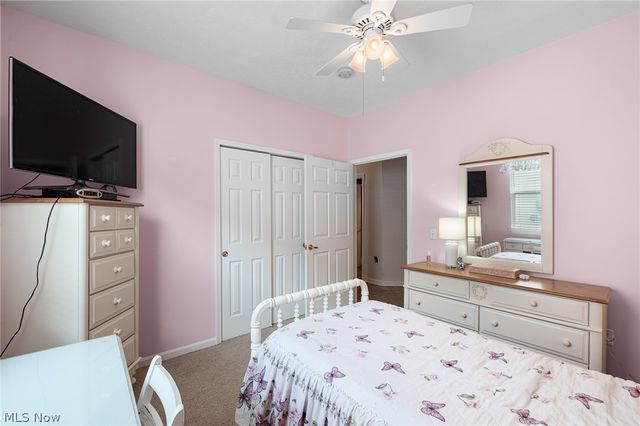 18340 Crystal Lakes Drive, North Royalton, OH 44133