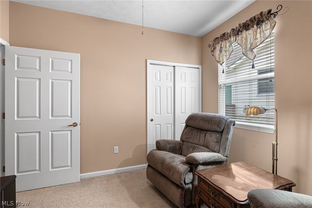 18340 Crystal Lakes Drive, North Royalton, OH 44133