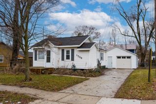1706 W Michigan, Pleasant, MI 48858