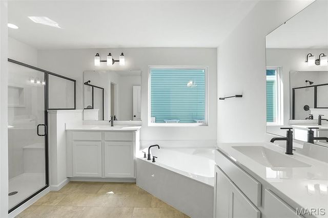 4933 Nadine Lane, St Louis, MO 63129