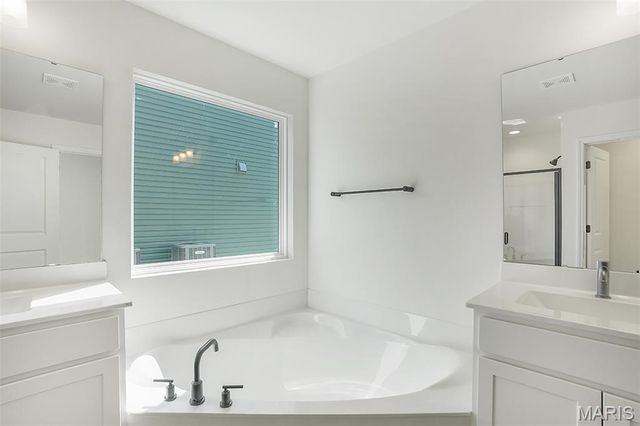 4933 Nadine Lane, St Louis, MO 63129