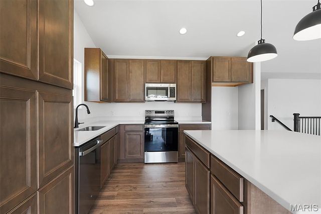 4933 Nadine Lane, St Louis, MO 63129