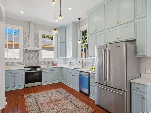 247 E Woodlawn Avenue, San Antonio, TX 78212