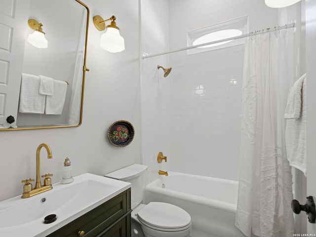 247 E Woodlawn Avenue, San Antonio, TX 78212