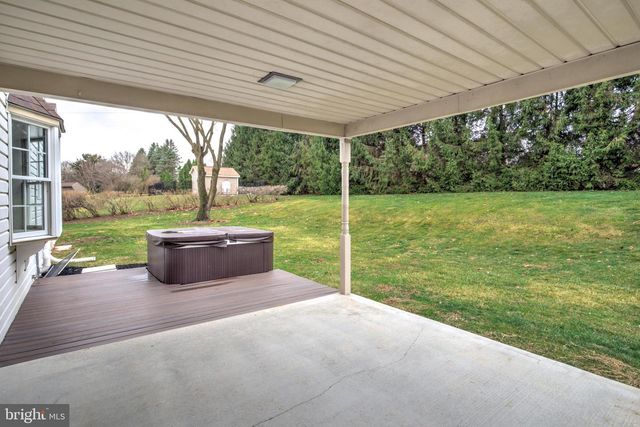 1806 BRIARCREEK LN, Middletown, PA 17057