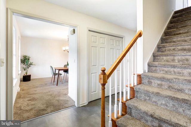 1806 BRIARCREEK LN, Middletown, PA 17057