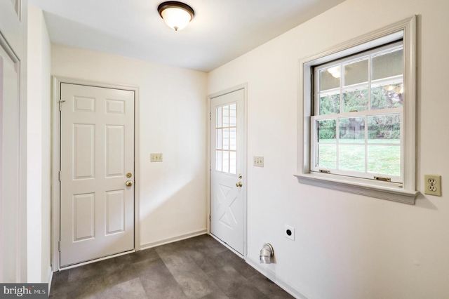 1806 BRIARCREEK LN, Middletown, PA 17057