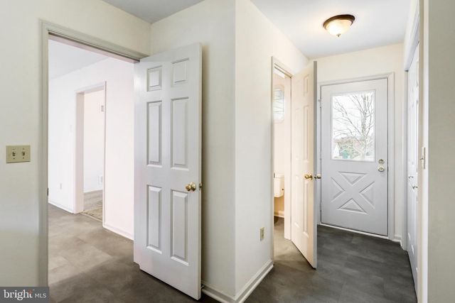 1806 BRIARCREEK LN, Middletown, PA 17057