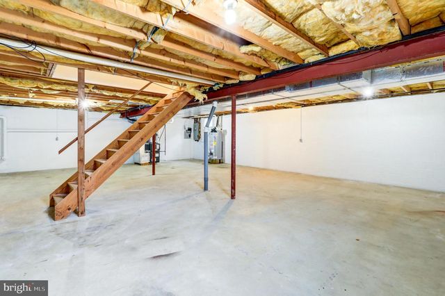 1806 BRIARCREEK LN, Middletown, PA 17057