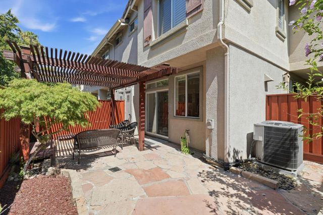 330 Oleander Drive, San Jose, CA 95123