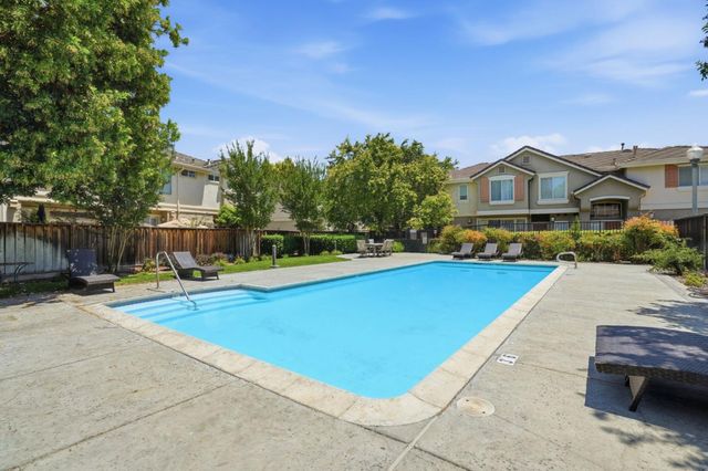 330 Oleander Drive, San Jose, CA 95123