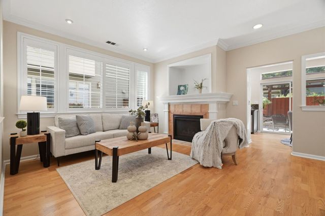 330 Oleander Drive, San Jose, CA 95123