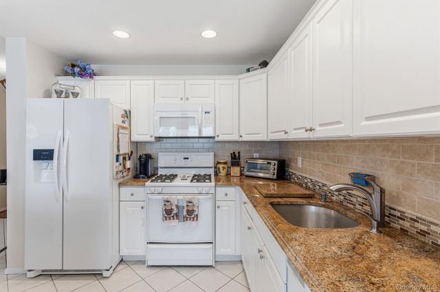 222 Erik Drive, East Setauket, NY 11733