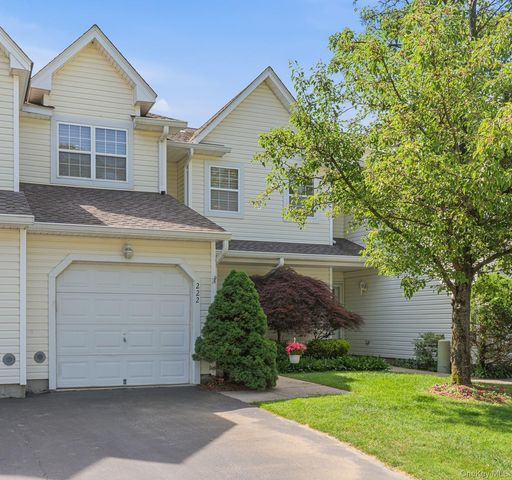 222 Erik Drive, East Setauket, NY 11733