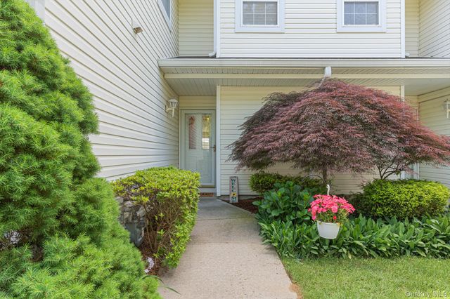 222 Erik Drive, East Setauket, NY 11733