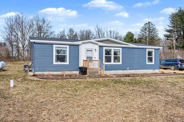 55178 County Road 384, Columbia Twp, MI 49056