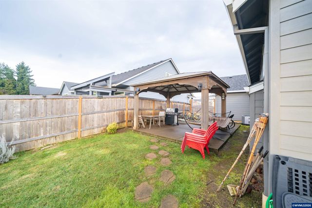 459 NE Cedar St, Sublimity, OR 97385