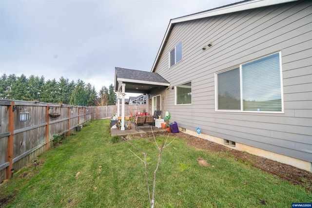 459 NE Cedar St, Sublimity, OR 97385