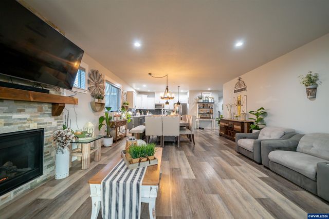 459 NE Cedar St, Sublimity, OR 97385