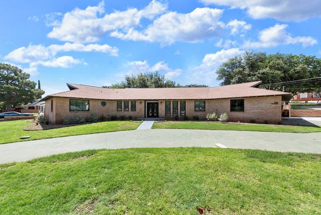 700 Highland Dr, Big Spring, TX 79720