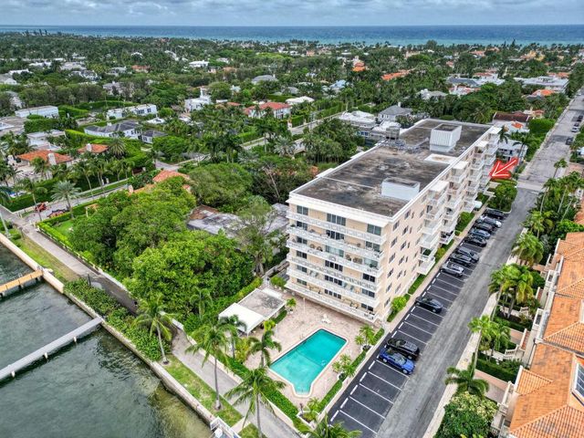 250 N Bradley Place 402, Palm Beach, FL 33480