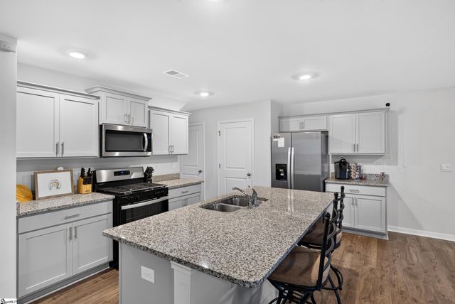 224 Bonifay Drive, Fountain Inn, SC 29644