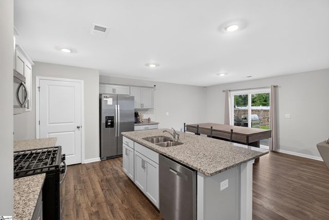 224 Bonifay Drive, Fountain Inn, SC 29644