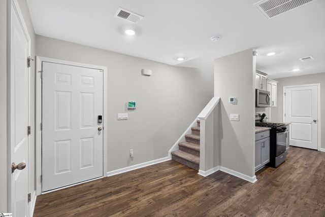 224 Bonifay Drive, Fountain Inn, SC 29644