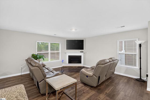 224 Bonifay Drive, Fountain Inn, SC 29644
