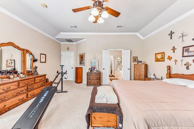 109 Elm Wood DR, Elgin, TX 78621