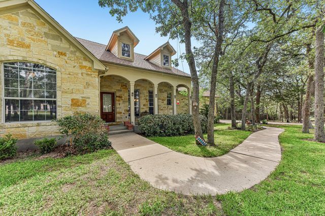 109 Elm Wood DR, Elgin, TX 78621