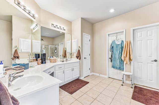 109 Elm Wood DR, Elgin, TX 78621