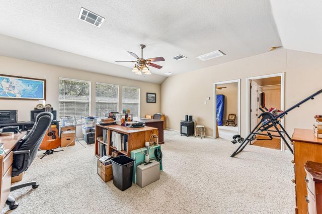 109 Elm Wood DR, Elgin, TX 78621