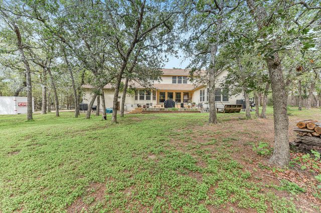 109 Elm Wood DR, Elgin, TX 78621