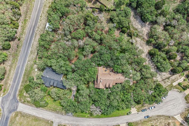 109 Elm Wood DR, Elgin, TX 78621