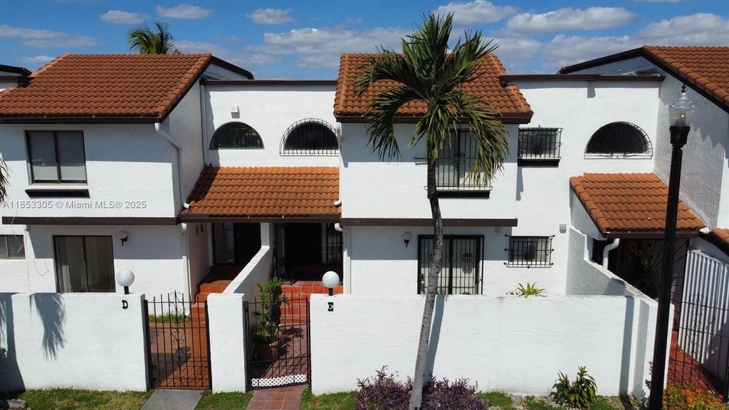 1331 SW 124th Ct E-3, Miami, FL 33184