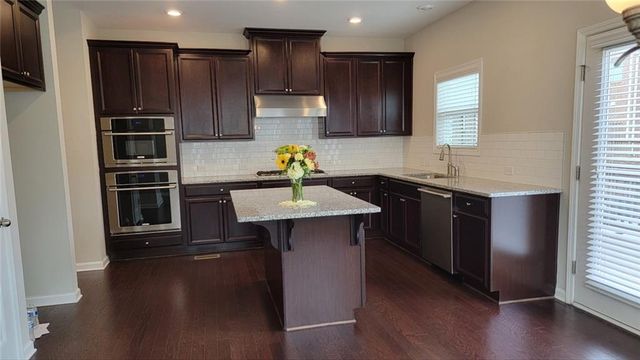 840 Sunset Park Drive, Suwanee, GA 30024