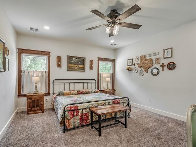 1940 SE 7th Street, Newcastle, OK 73065