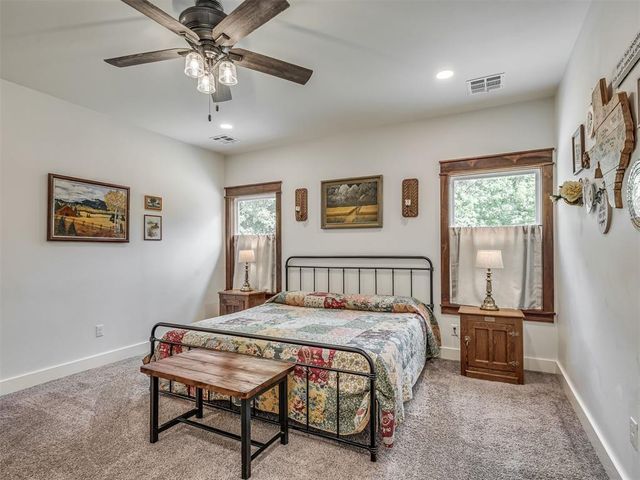 1940 SE 7th Street, Newcastle, OK 73065