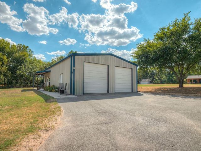 1940 SE 7th Street, Newcastle, OK 73065