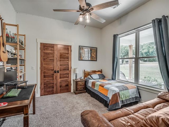 1940 SE 7th Street, Newcastle, OK 73065