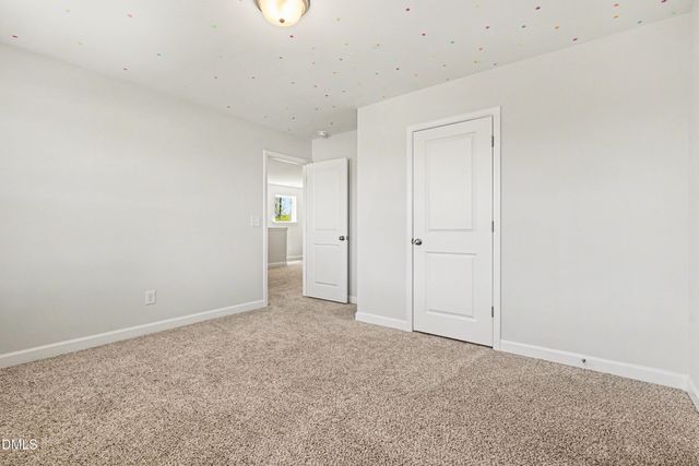 90 Rigsby Avenue, Four Oaks, NC 27524