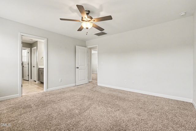 90 Rigsby Avenue, Four Oaks, NC 27524